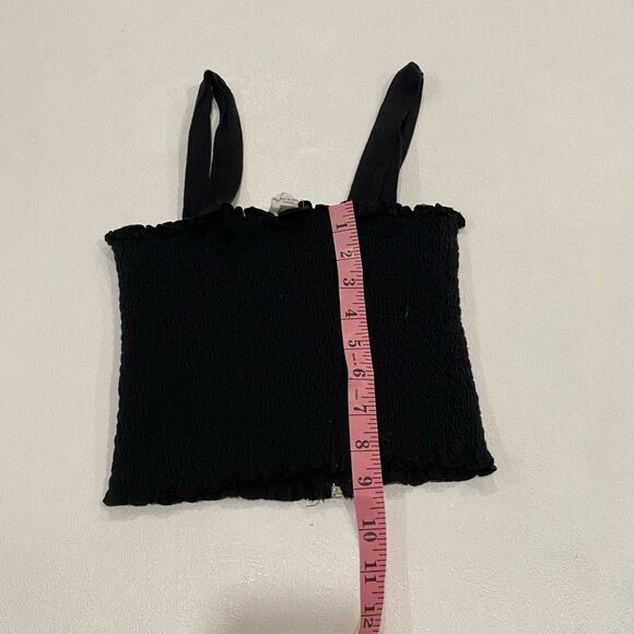 ME to WE Black Smocked Crop Tank Top Women’s Size Small - Picture 4 of 6